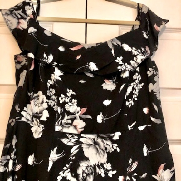 NWT CITY CHIC Seville Black Flower Time Ruffle Neck Sleeveless Midi Dress SZ 16 - Picture 3 of 6